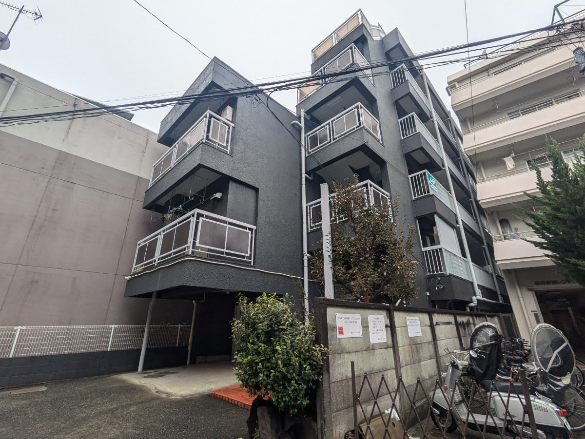 v20250506150654/fresh/building/J00100437597_1