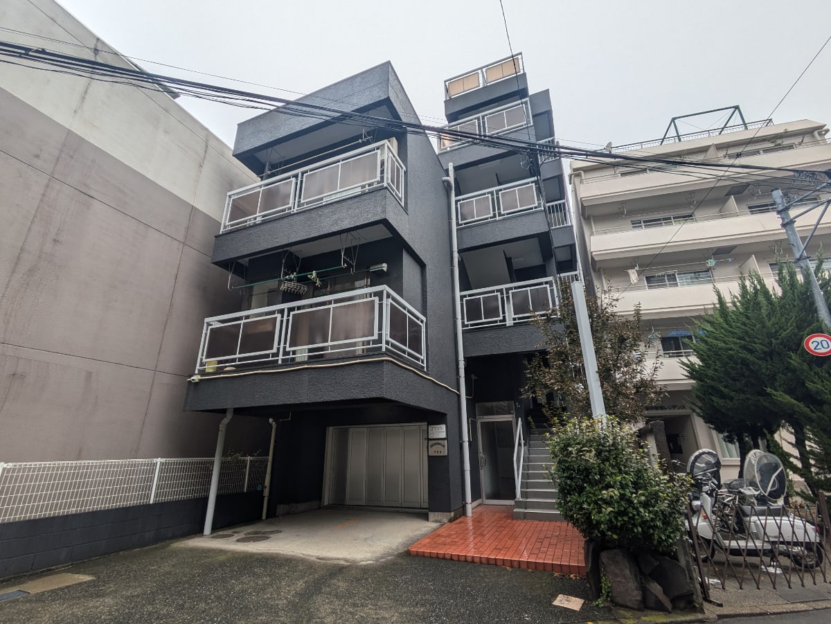 v20250506150654/fresh/building/J00100437597_11