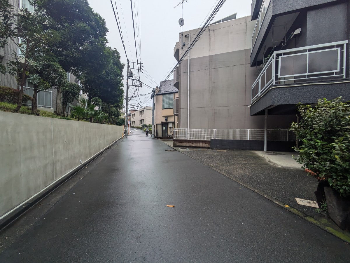v20250506150654/fresh/building/J00100437597_8