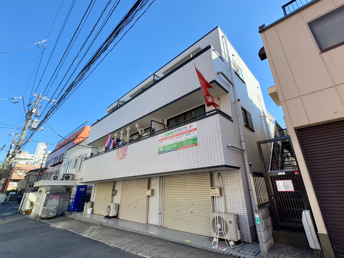 v20250506150654/fresh/building/J00100468407_11