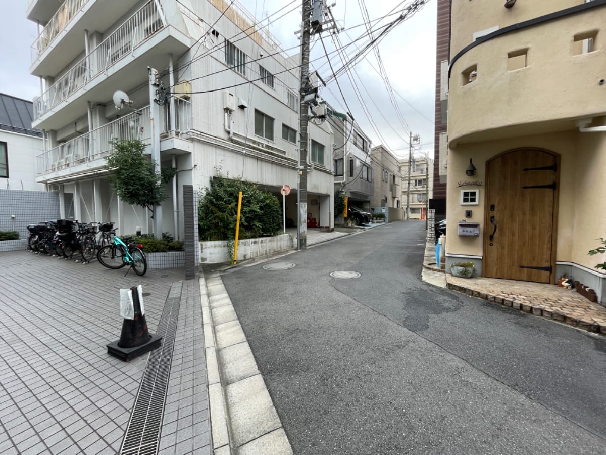 v20250508150635/fresh/building/J00100384746_6