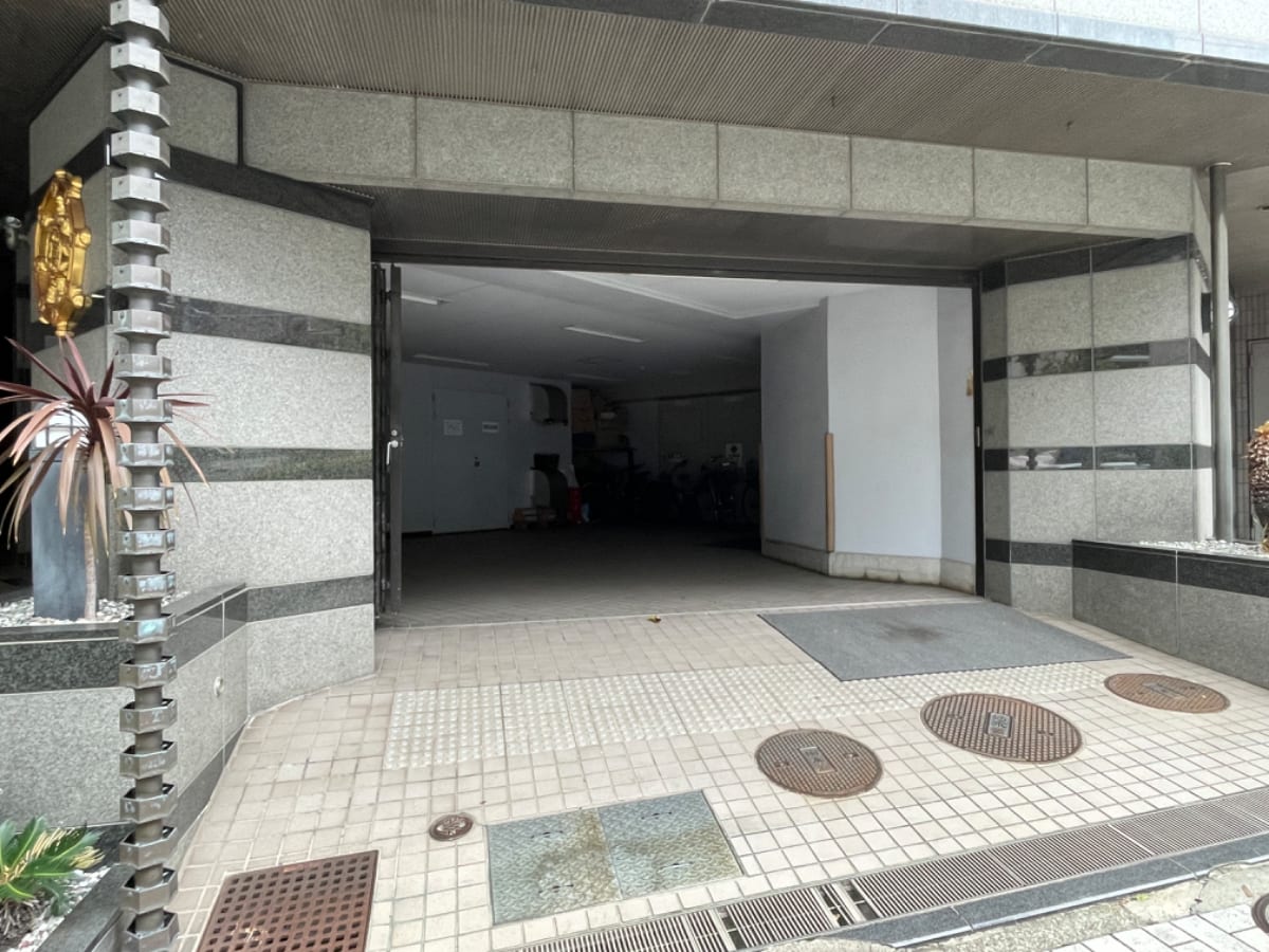 v20250508150635/fresh/building/J00100389384_6
