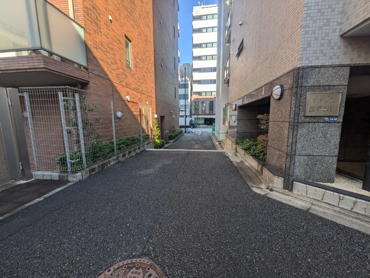 v20250508150635/fresh/building/J00100437266_15