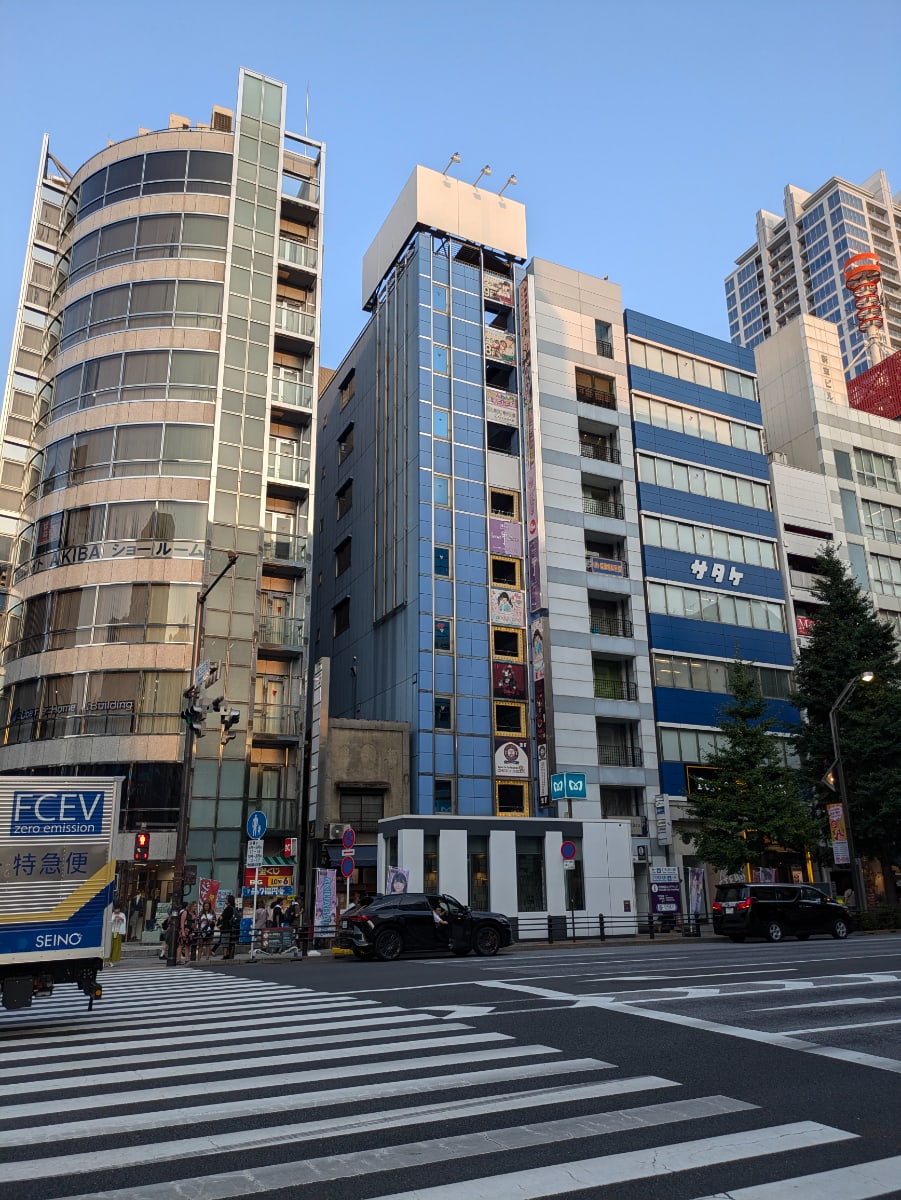 v20250516150541/fresh/building/J00100479654_6