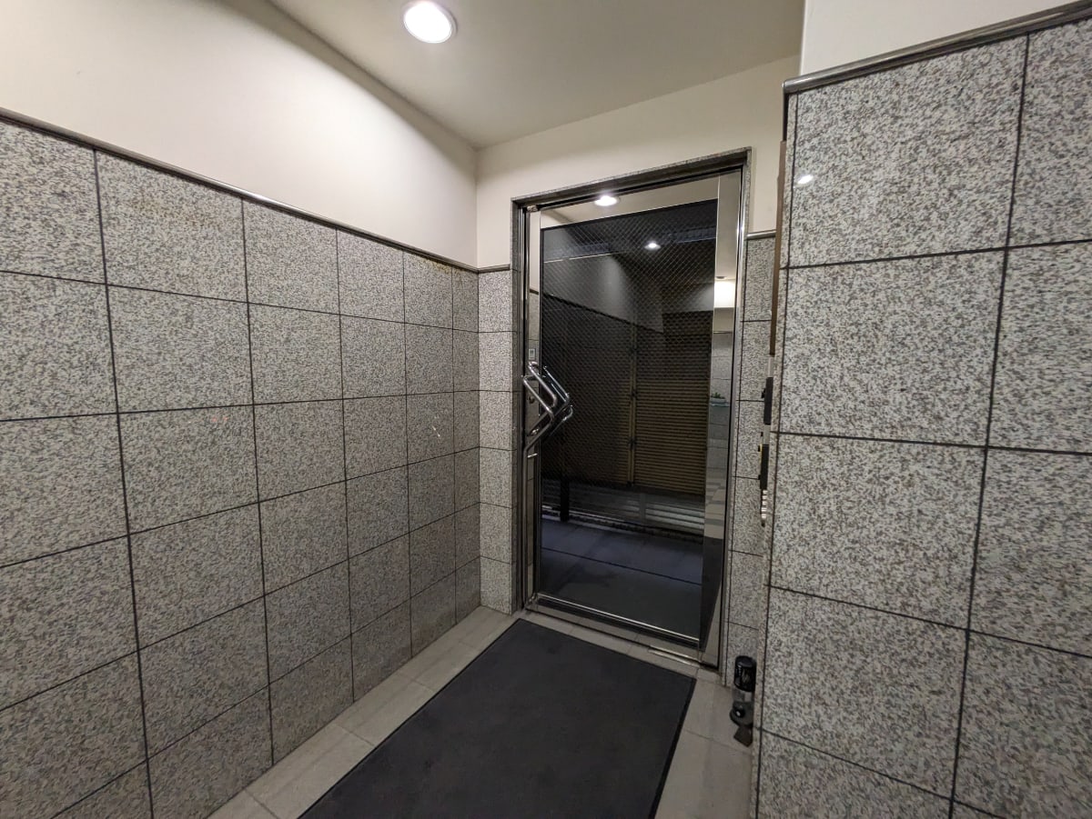 v20250520150706/fresh/building/J00100376664_10