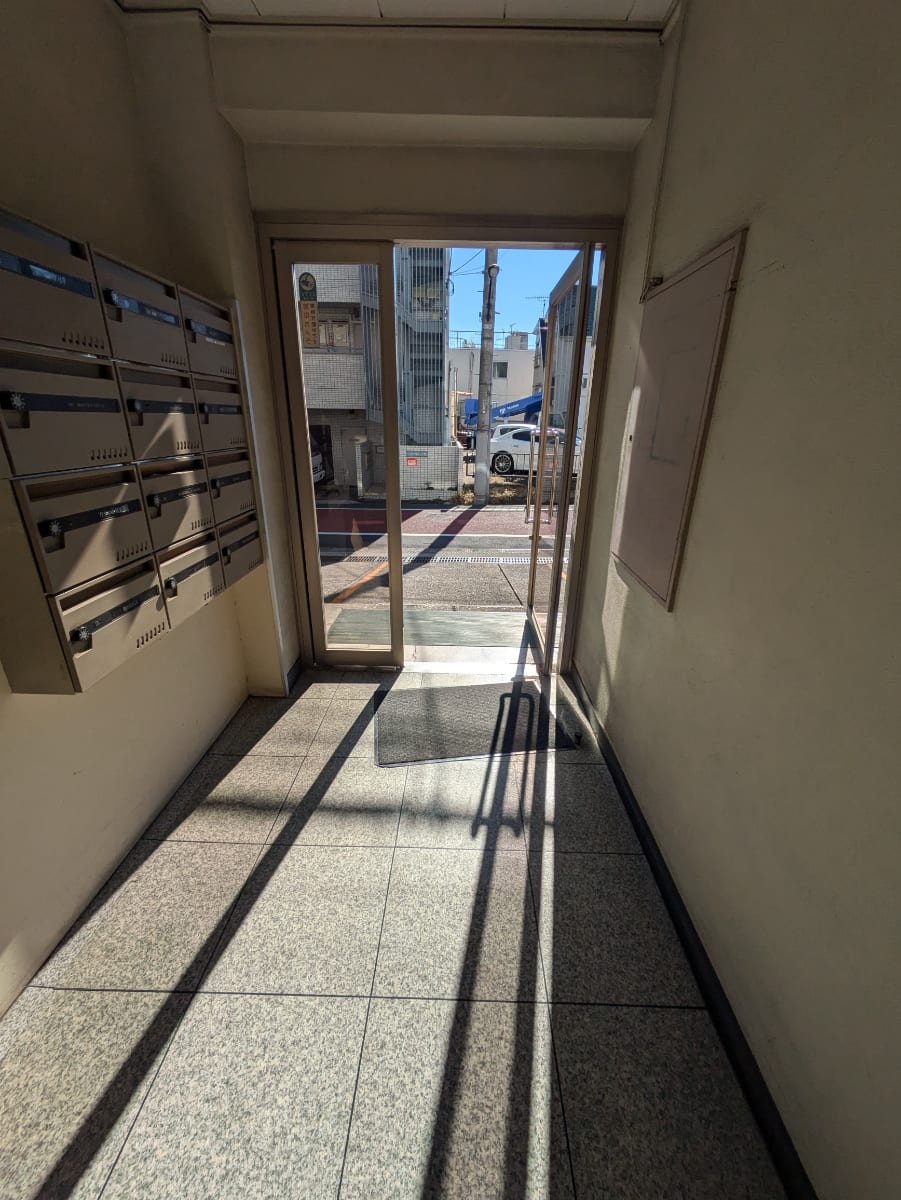 v20250520150706/fresh/building/J00100425273_10