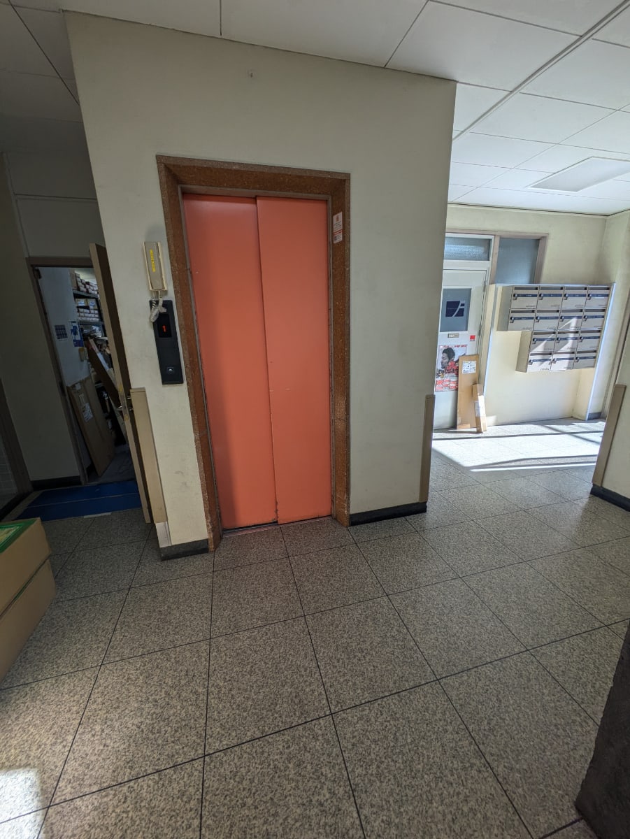v20250520150706/fresh/building/J00100425273_4