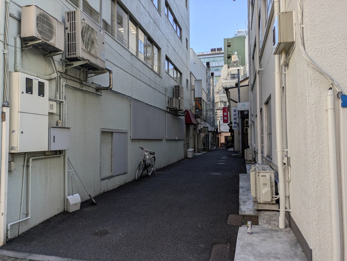 v20250520150706/fresh/building/J00100499040_7