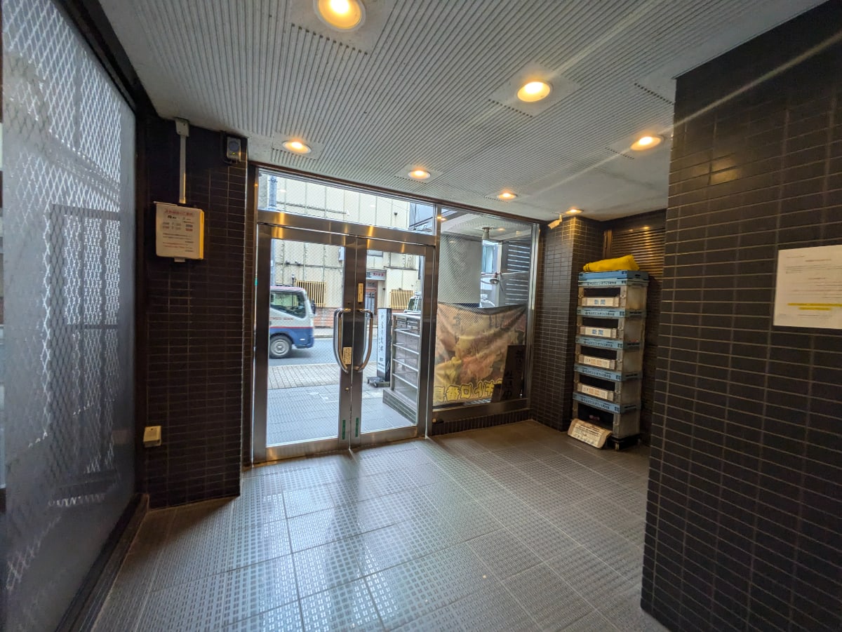 v20250527150802/fresh/building/J00100376095_10