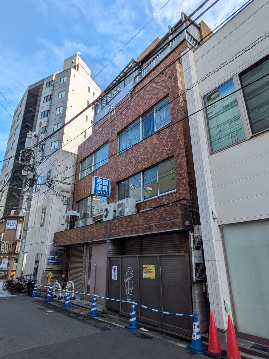 v20250527150802/fresh/building/J00100376554_6