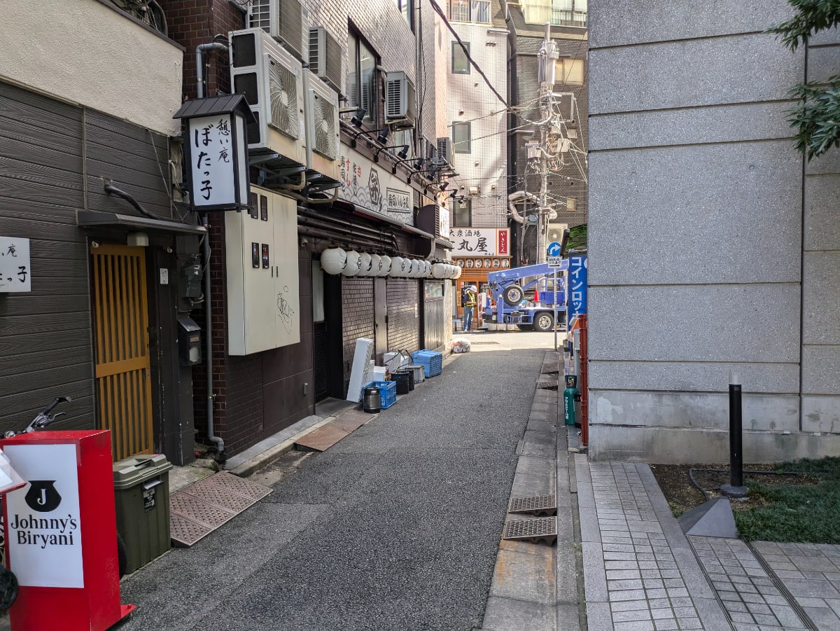 v20250527150802/fresh/building/J00100394068_2