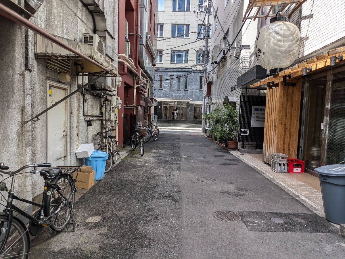 v20250527150802/fresh/building/J00100608208_2