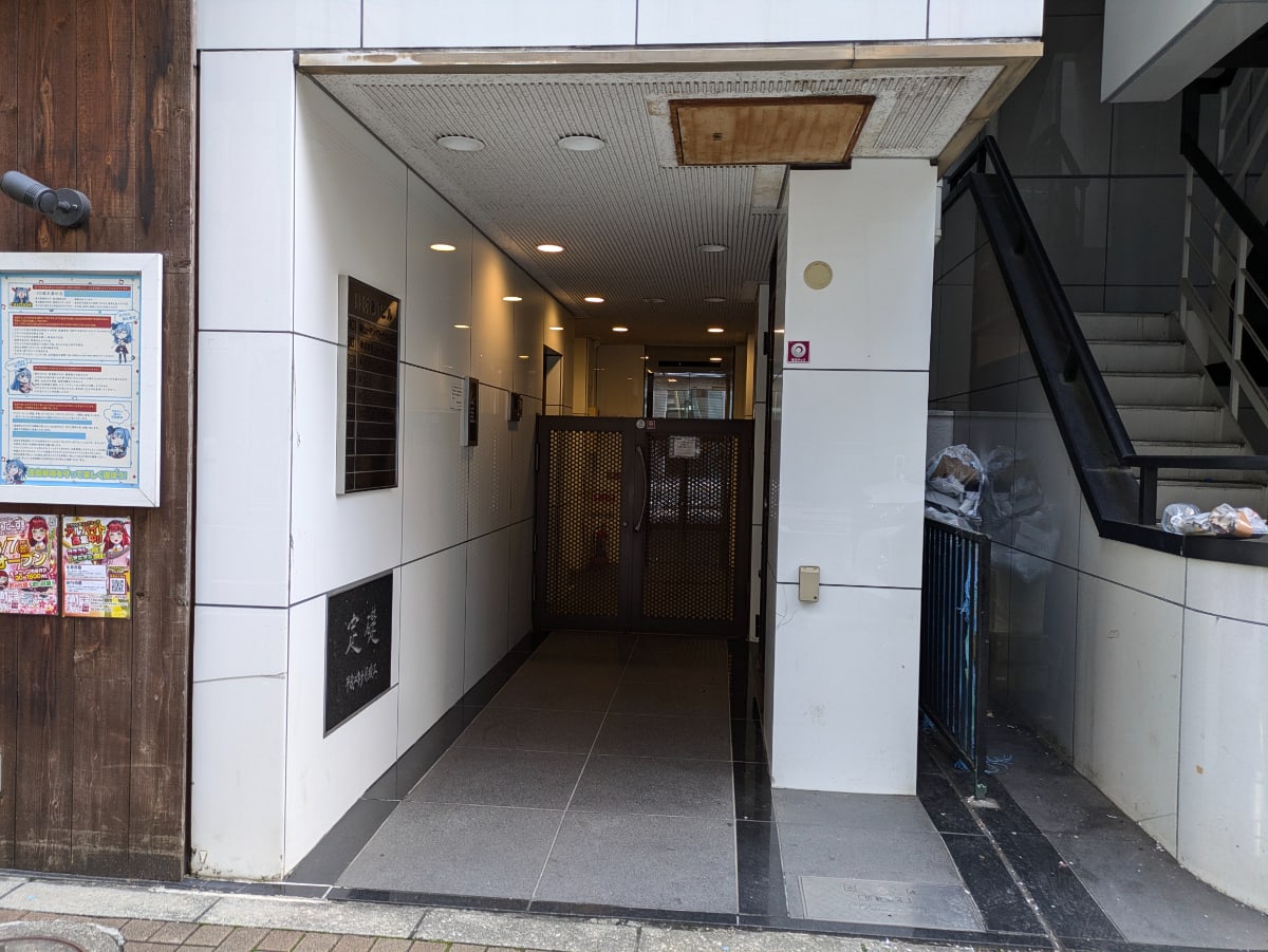 v20250530150901/fresh/building/J00100373807_3