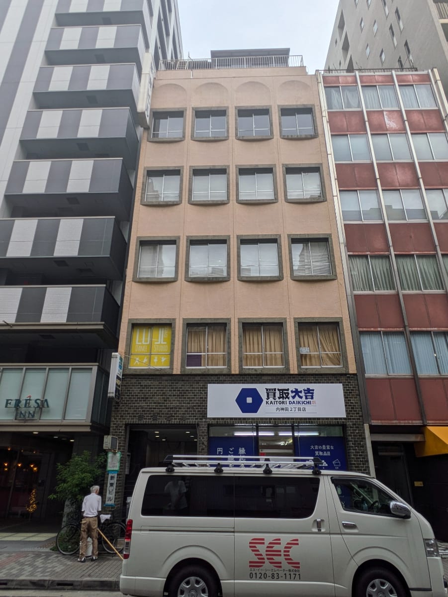 v20250530150901/fresh/building/J00100382601_6