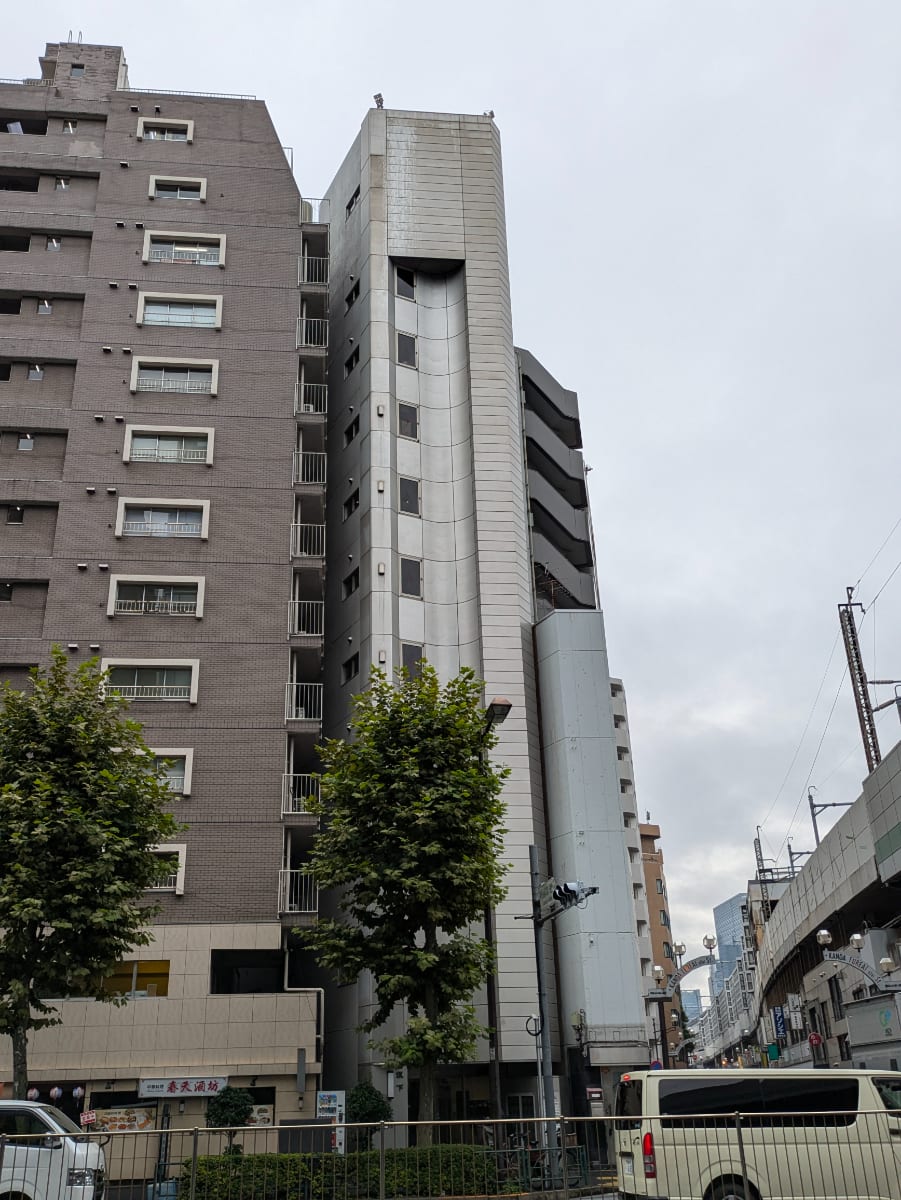 v20250530150901/fresh/building/J00100386294_1
