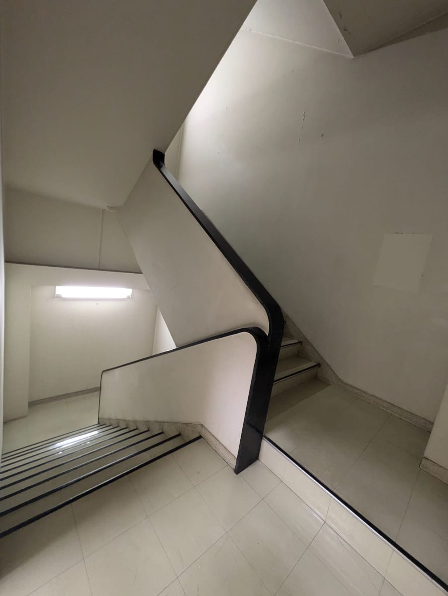 v20250530150901/fresh/building/J00100389637_5