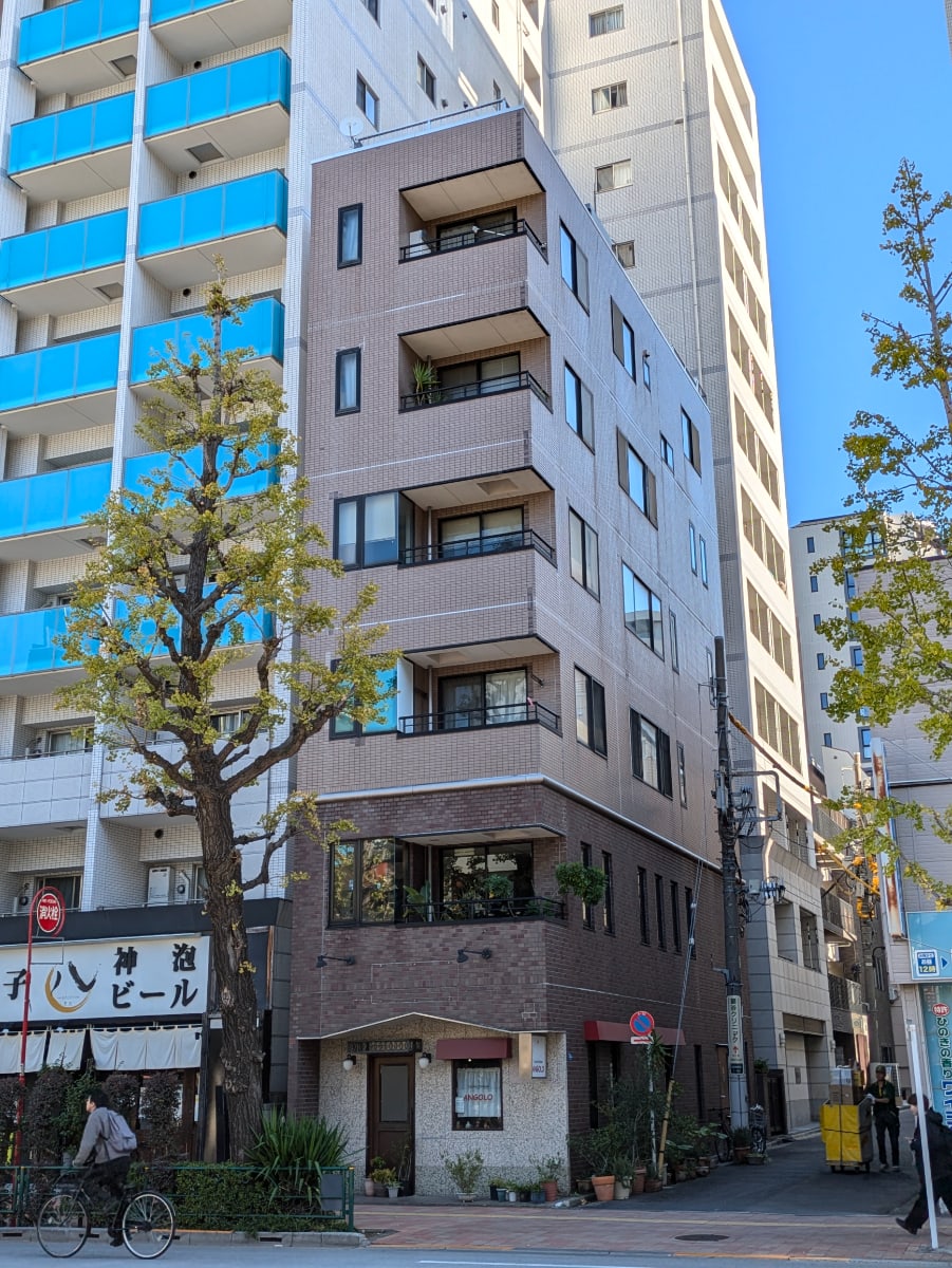 v20250530150901/fresh/building/J00100397973_1