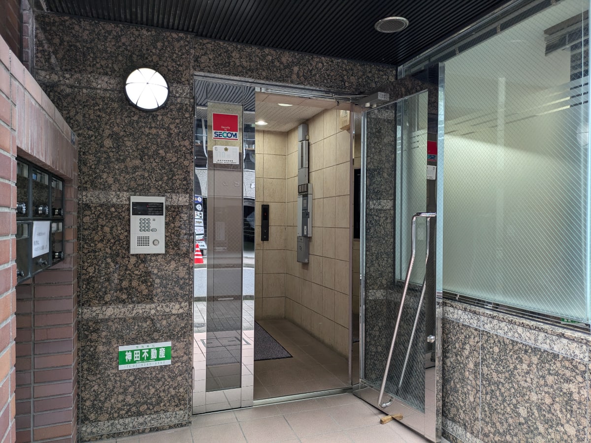 v20250530150901/fresh/building/J00100403766_3