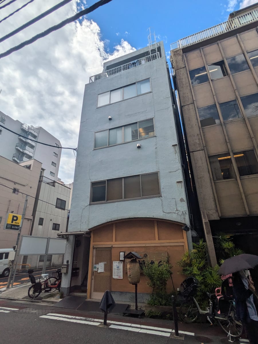 v20250531150552/fresh/building/J00100375501_6