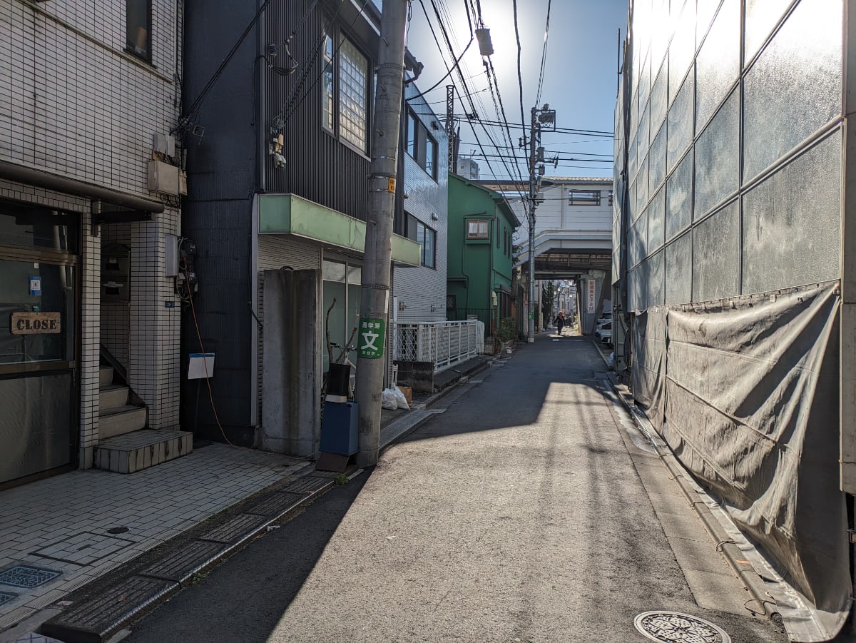 v20250601150545/fresh/building/J00100369483_8