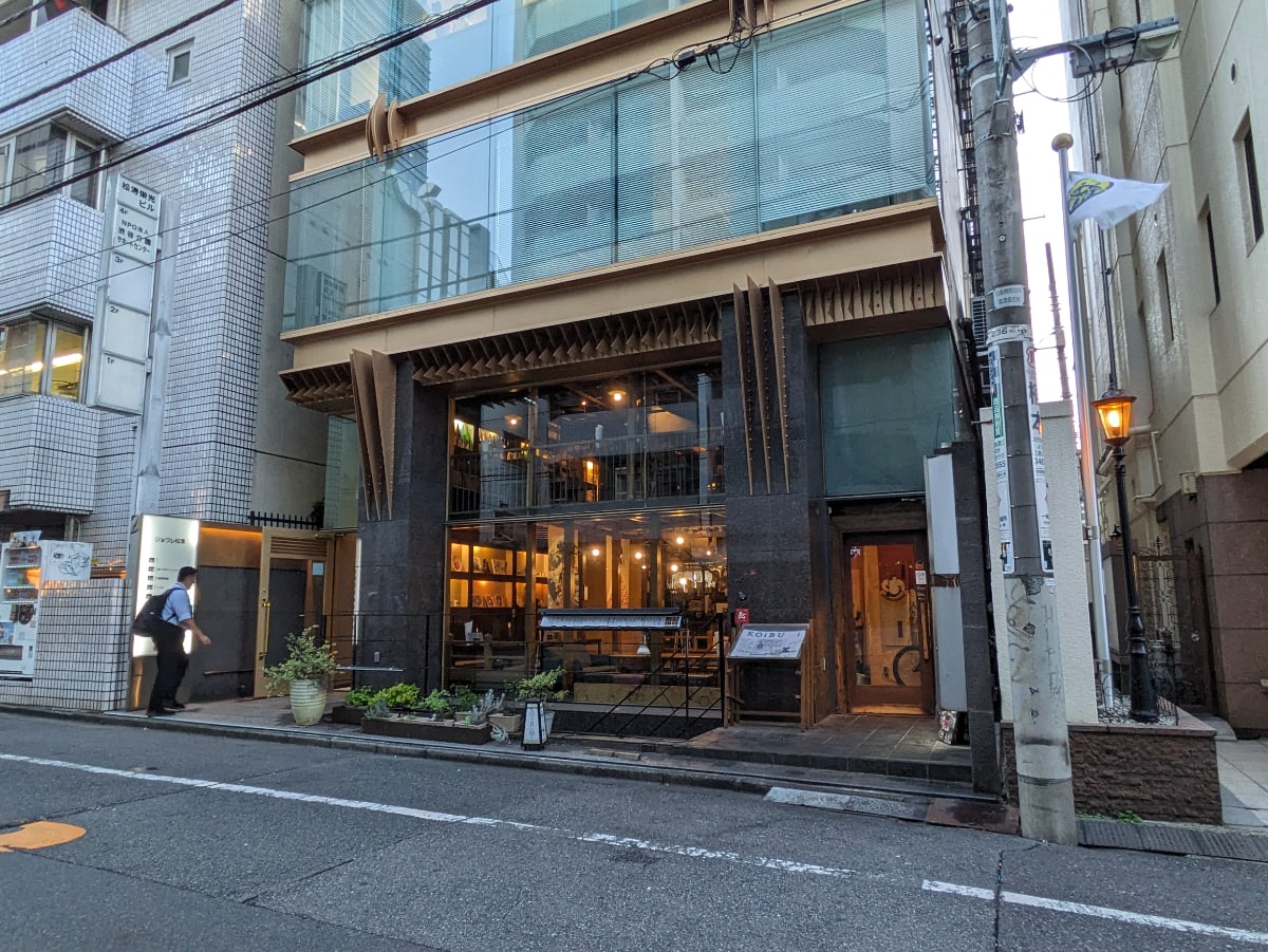 v20250601150545/fresh/building/J00100377749_12