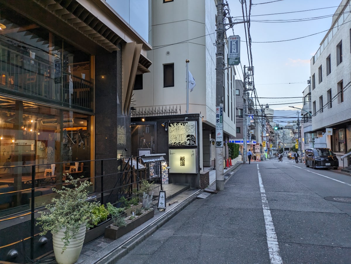v20250601150545/fresh/building/J00100377749_22