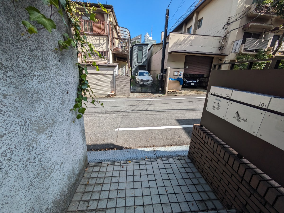 v20250601150545/fresh/building/J00100379723_12