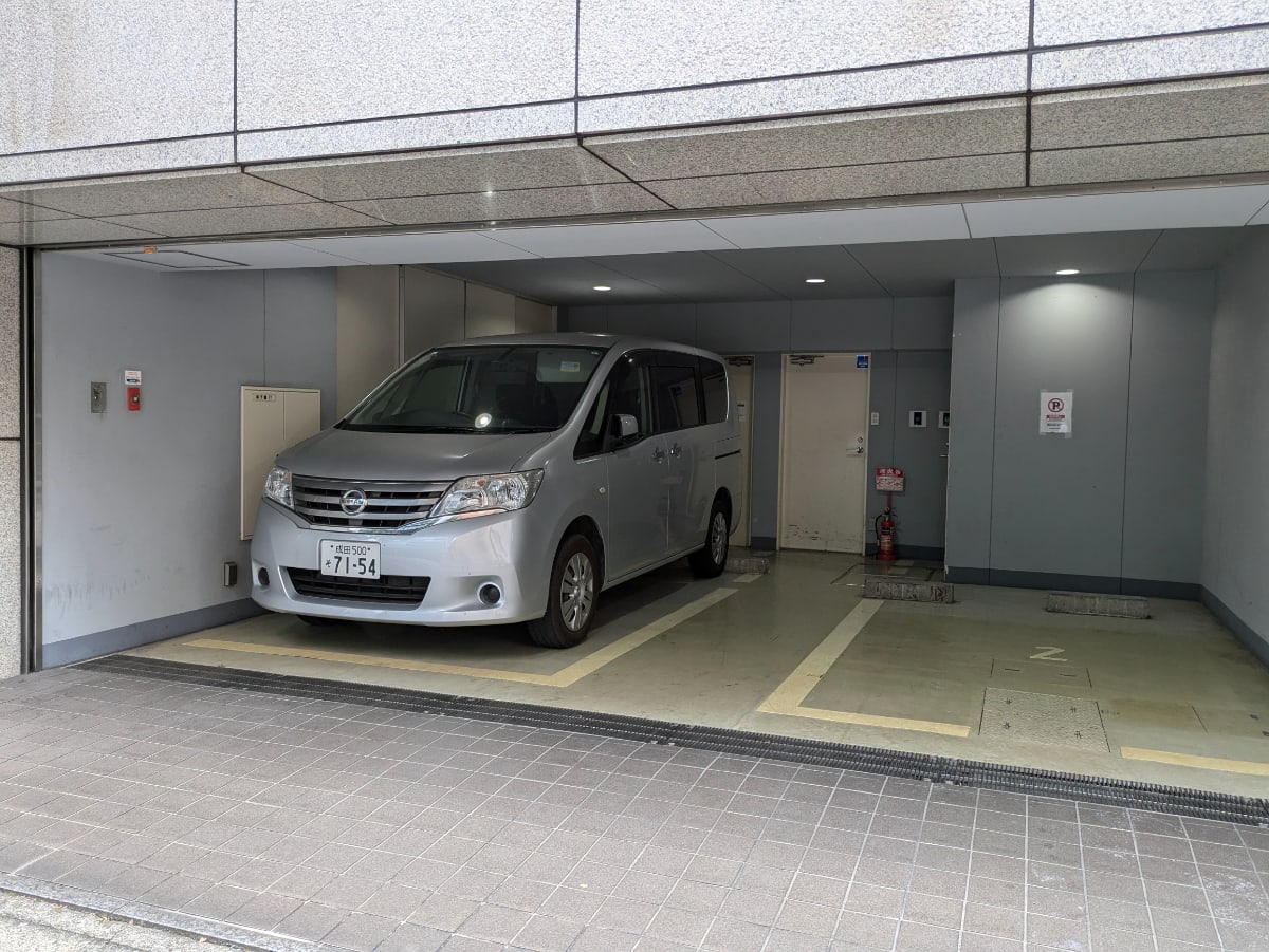 v20250601150545/fresh/building/J00100381649_7