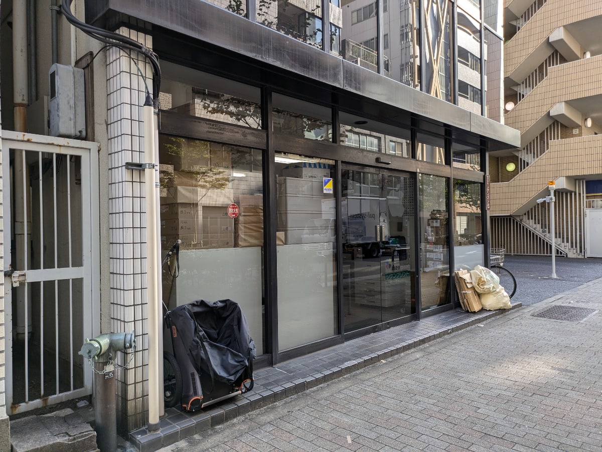 v20250601150545/fresh/building/J00100383056_13