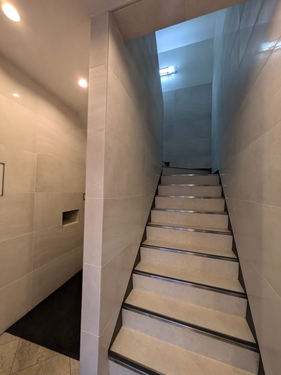 v20250601150545/fresh/building/J00100388912_12