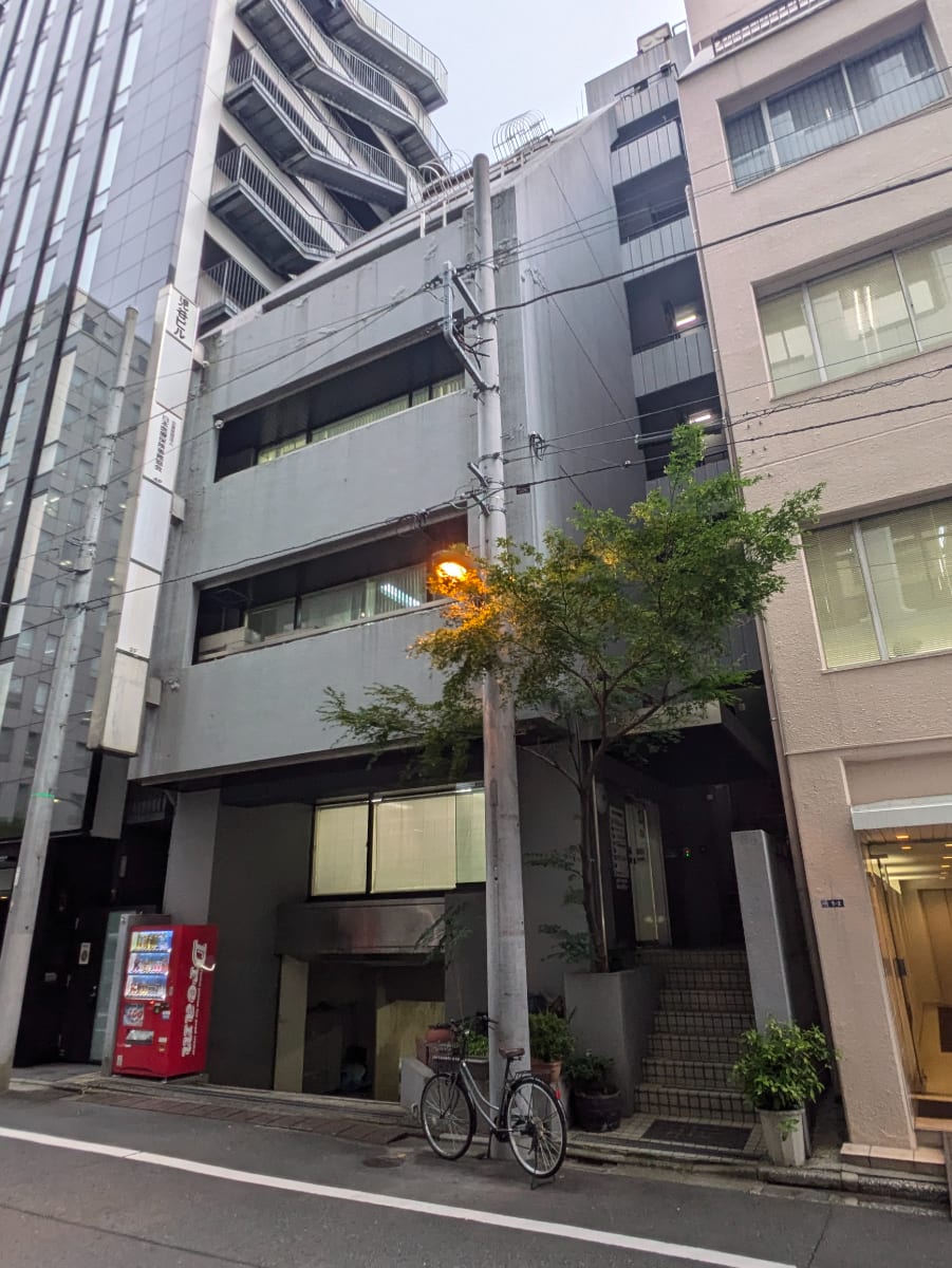 v20250601150545/fresh/building/J00100388916_6
