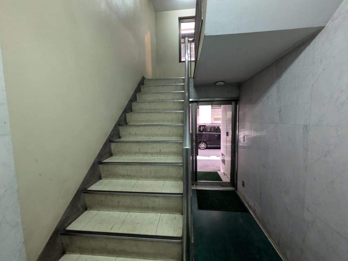 v20250601150545/fresh/building/J00100388928_10