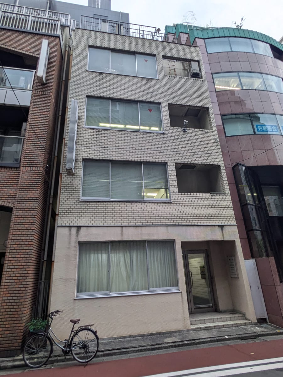 v20250601150545/fresh/building/J00100388933_1