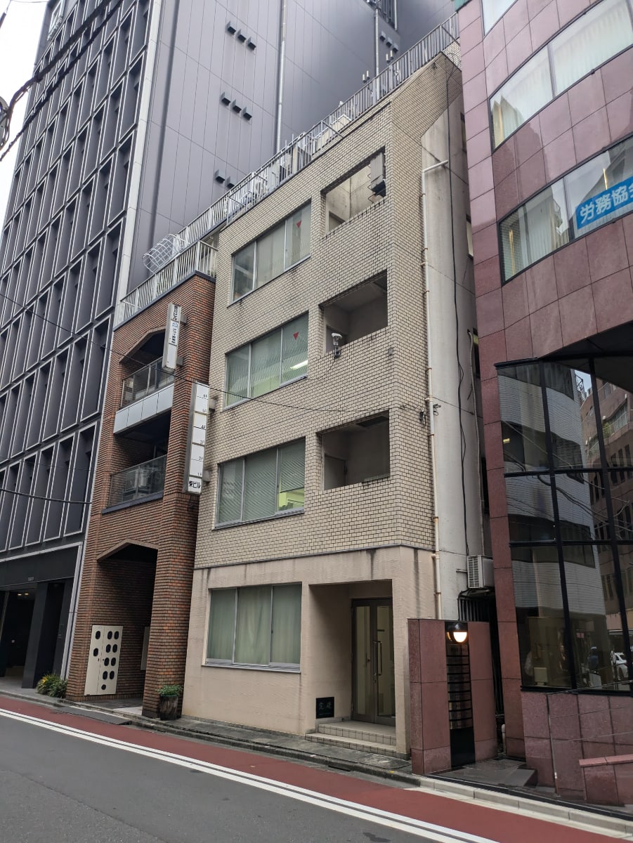 v20250601150545/fresh/building/J00100388933_5