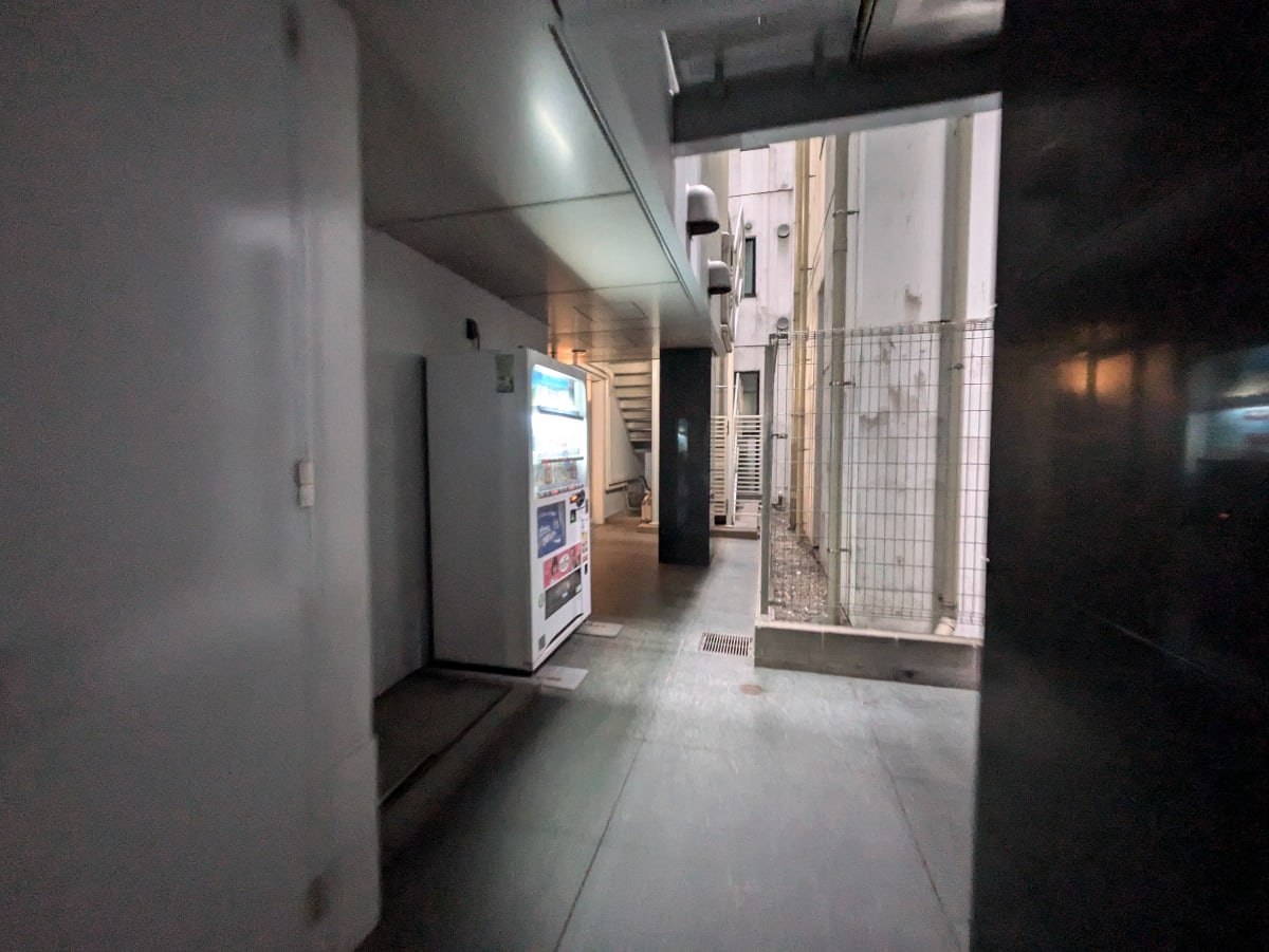 v20250601150545/fresh/building/J00100390712_19