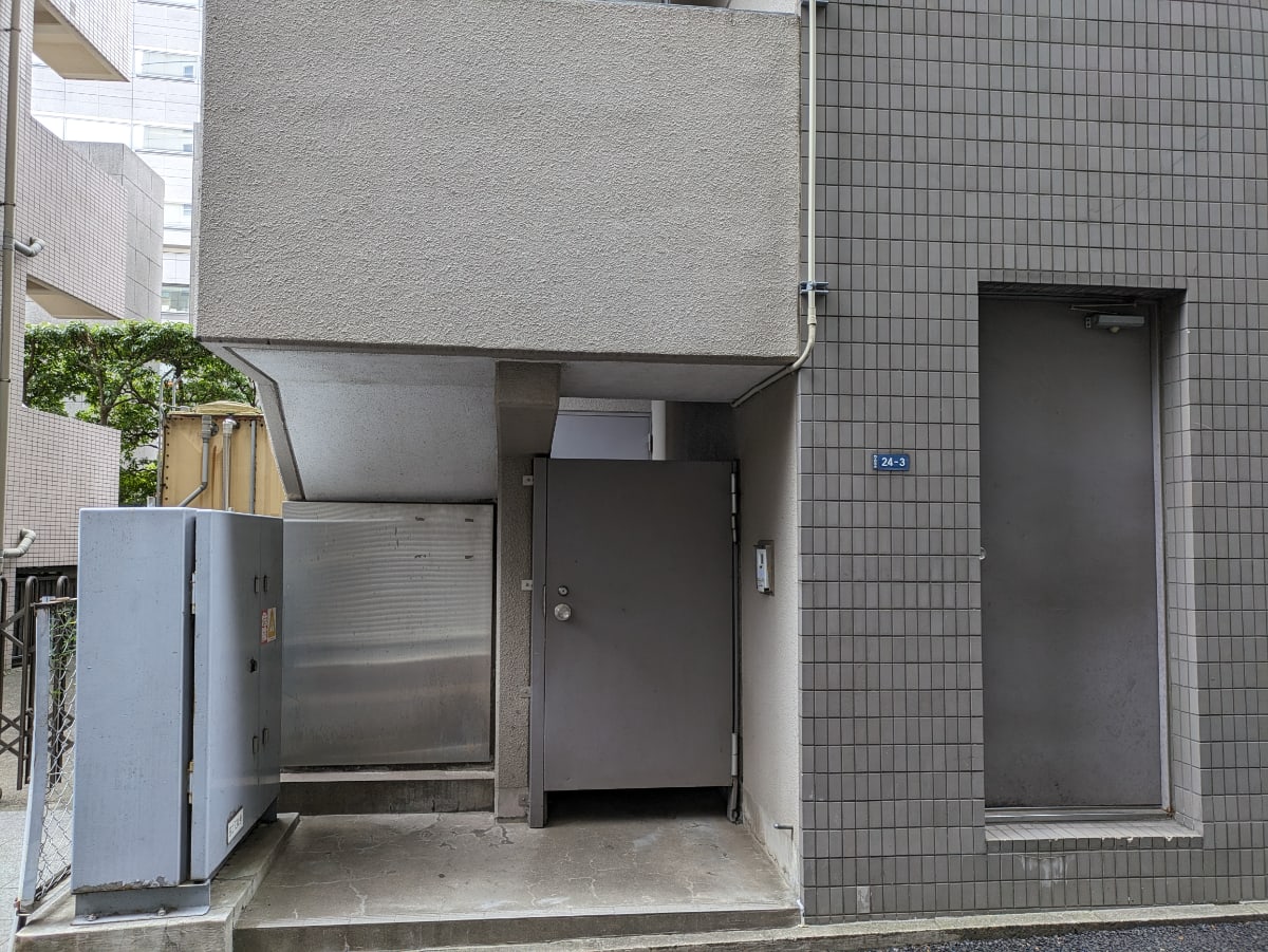 v20250601150545/fresh/building/J00100391860_61