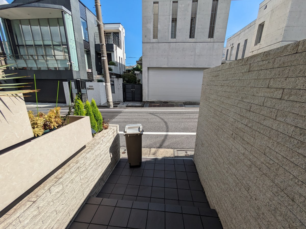 v20250601150545/fresh/building/J00100429899_11