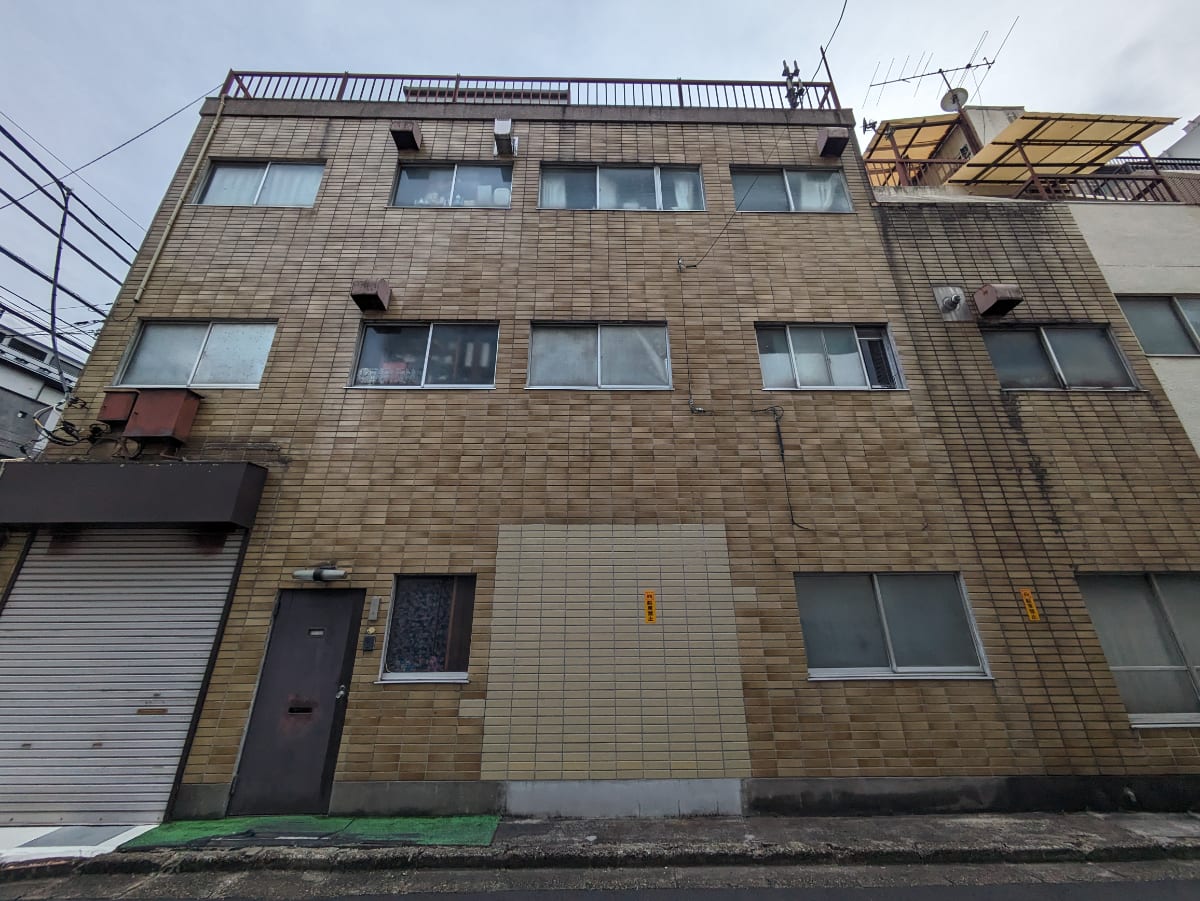 v20250601150545/fresh/building/J00100463770_5
