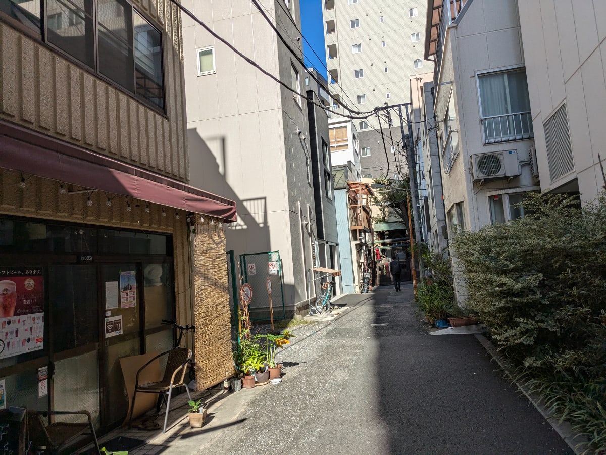 v20250601150545/fresh/building/J00100513192_9