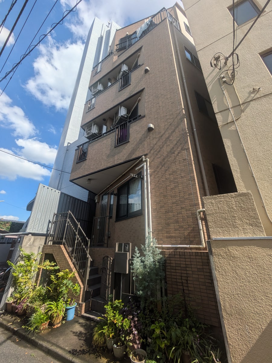 v20250602150701/fresh/building/J00100395620_7