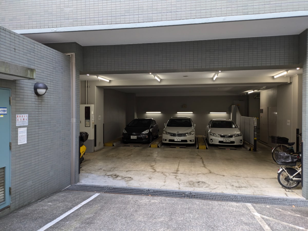 v20250603150701/fresh/building/J00100357469_9