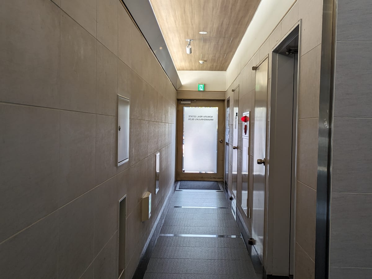 v20250603150701/fresh/building/J00100366829_10