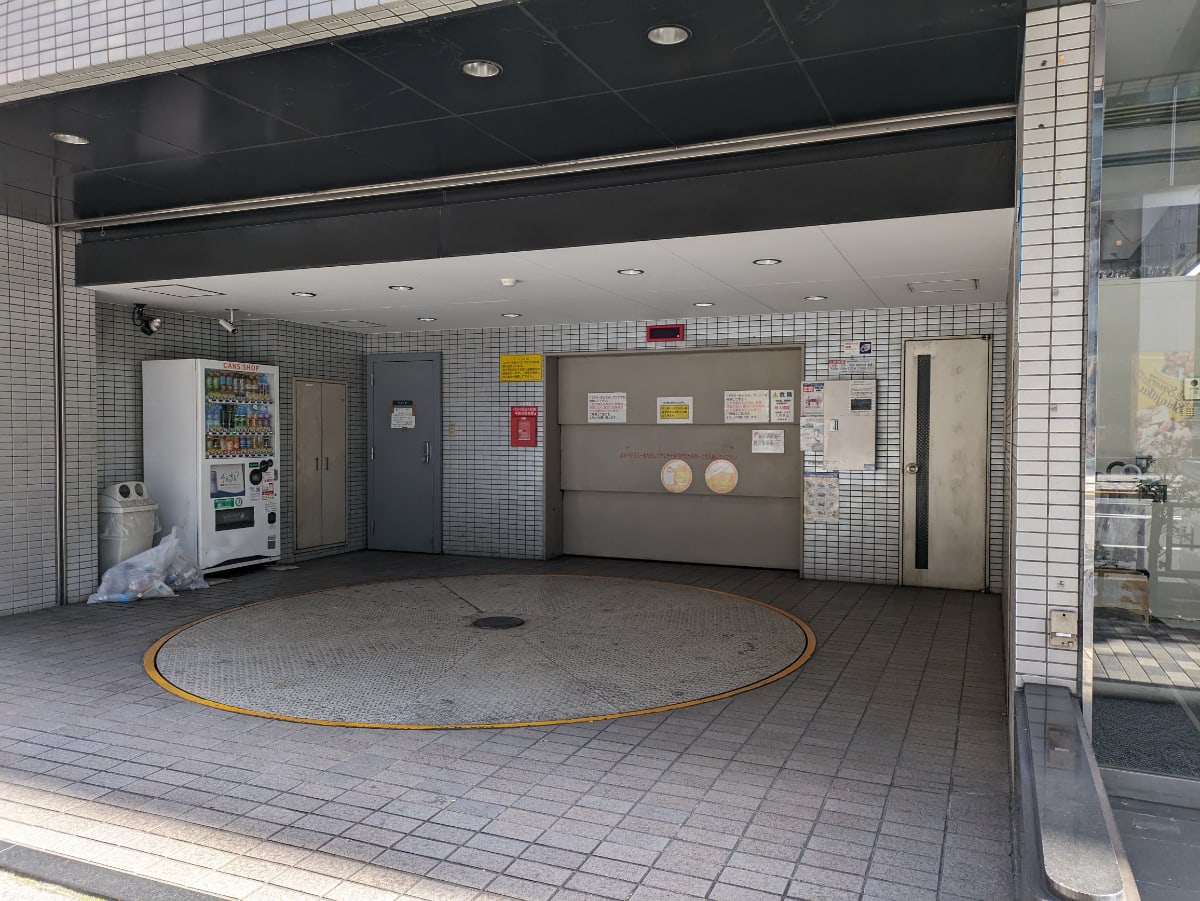 v20250603150701/fresh/building/J00100366829_12