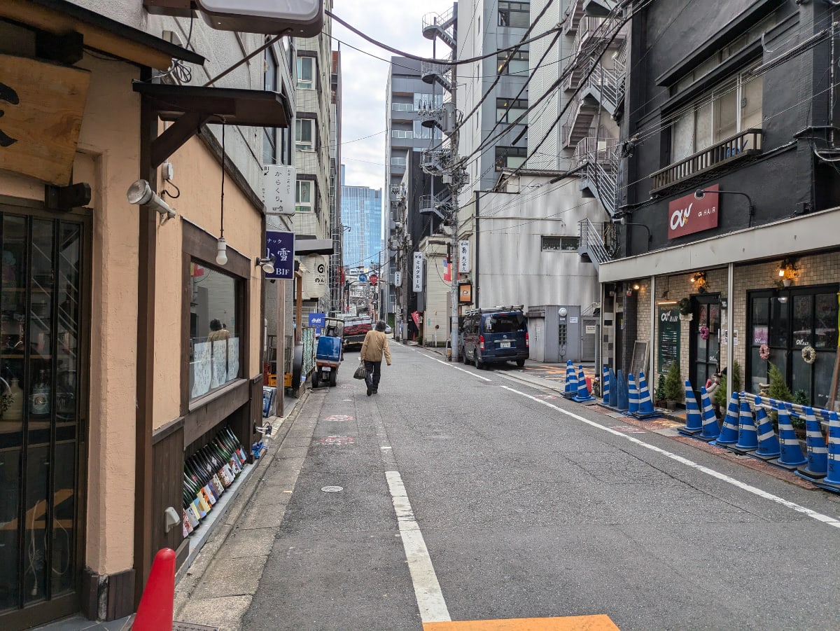 v20250603150701/fresh/building/J00100380816_9