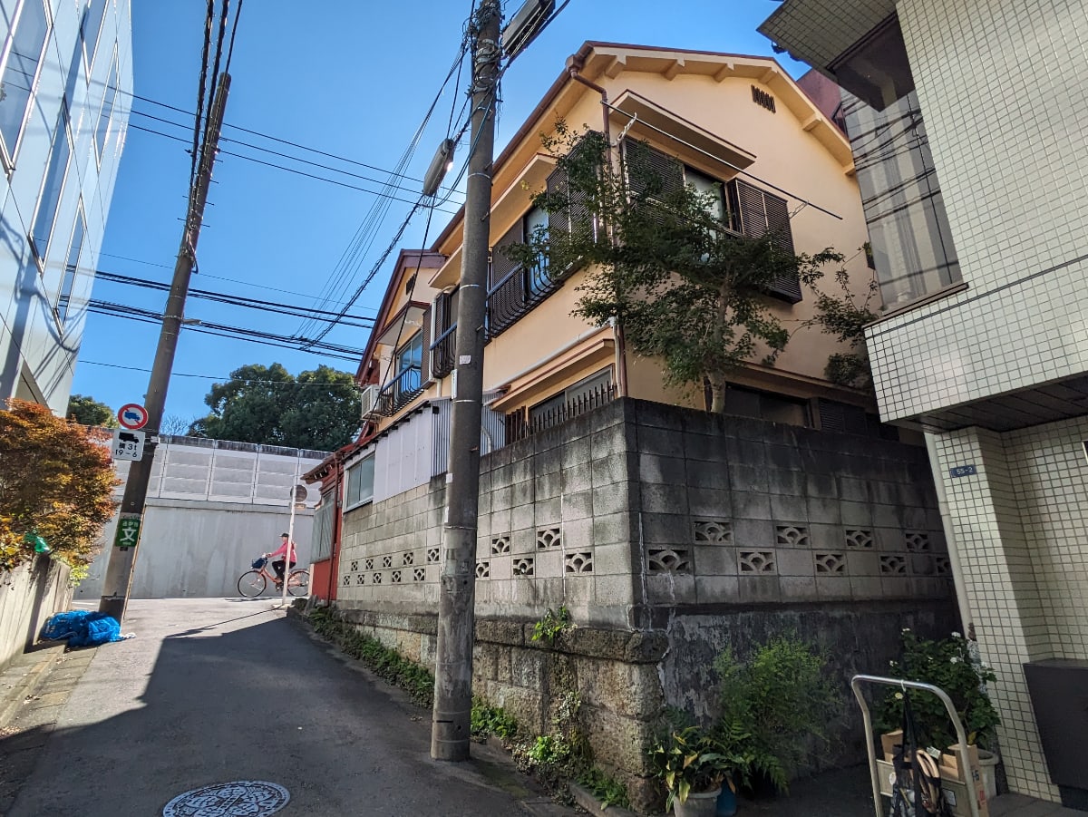 v20250603150701/fresh/building/J00100387615_6