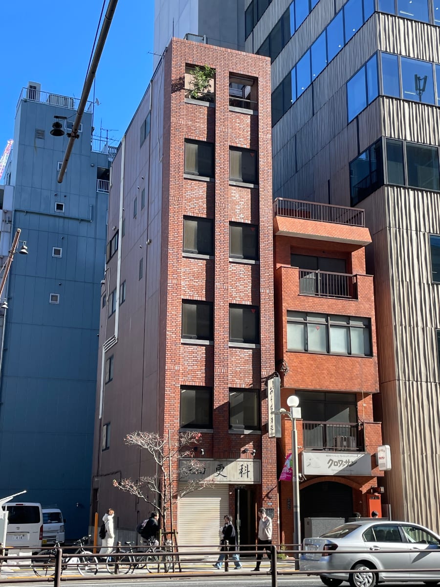 v20250603150701/fresh/building/J00100401833_6