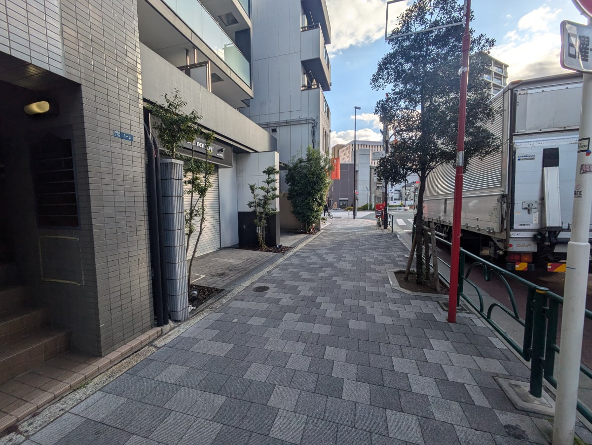 v20250603150701/fresh/building/J00100402015_11
