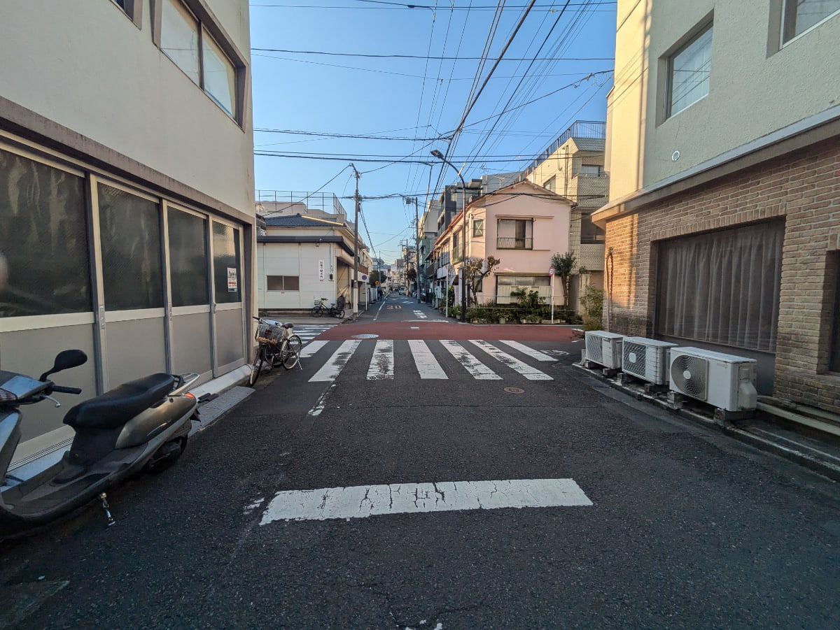 v20250603150701/fresh/building/J00100402952_8
