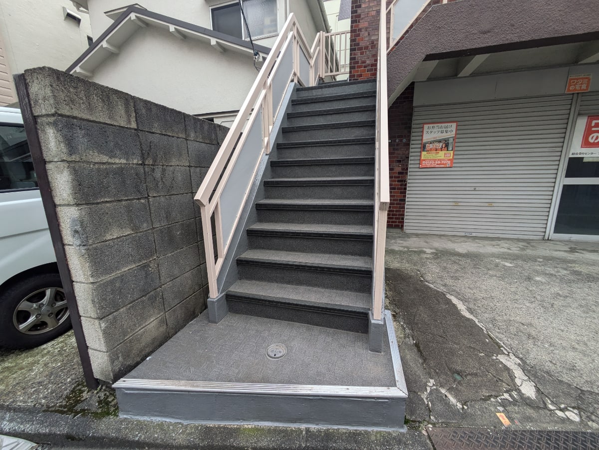 v20250603150701/fresh/building/J00100405818_3