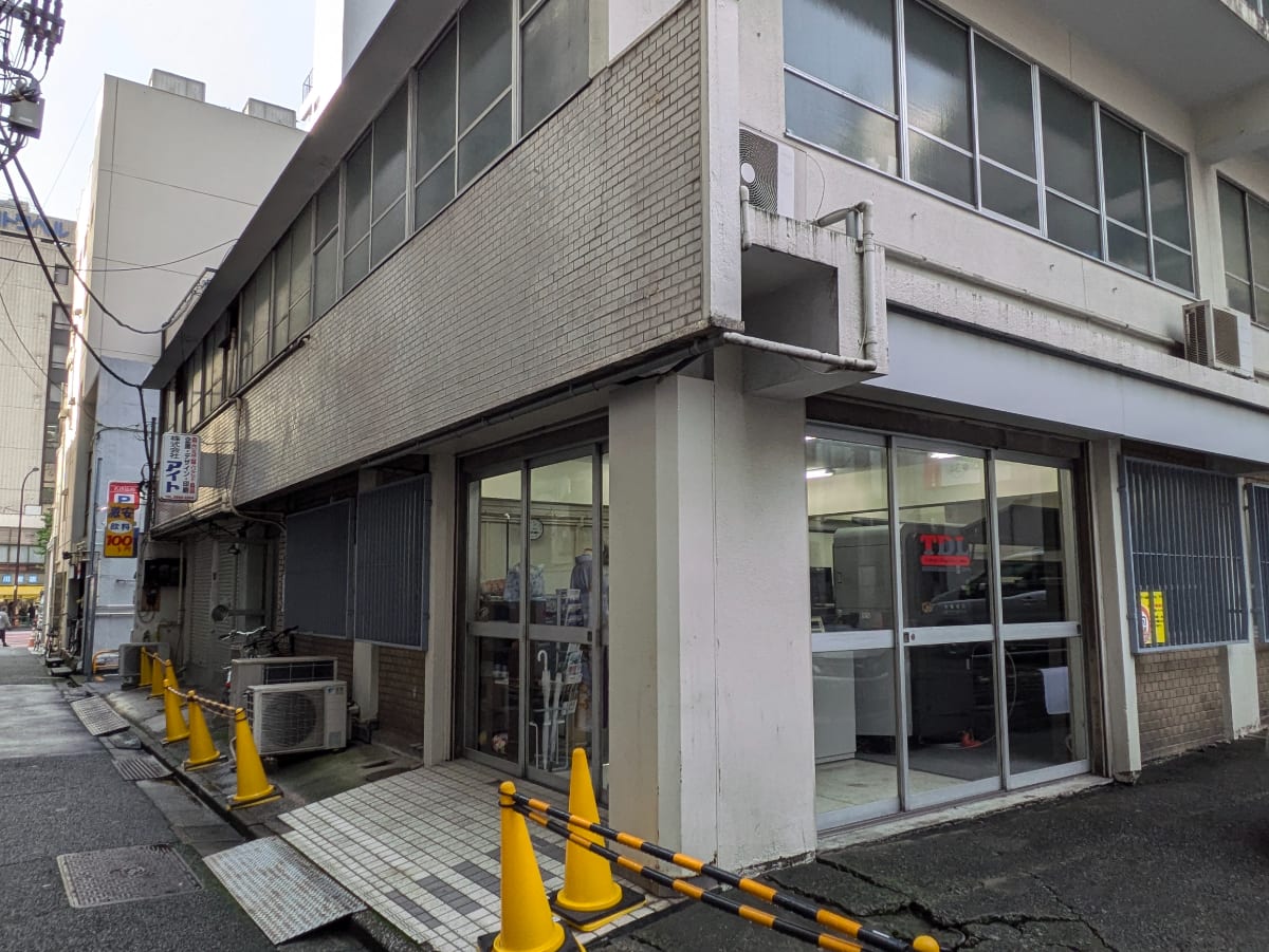 v20250603150701/fresh/building/J00100417548_8